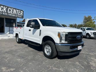 2018 Ford F250 super duty utility truck
