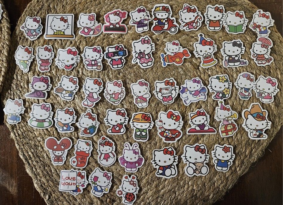 50 Hello Kitty stickers
