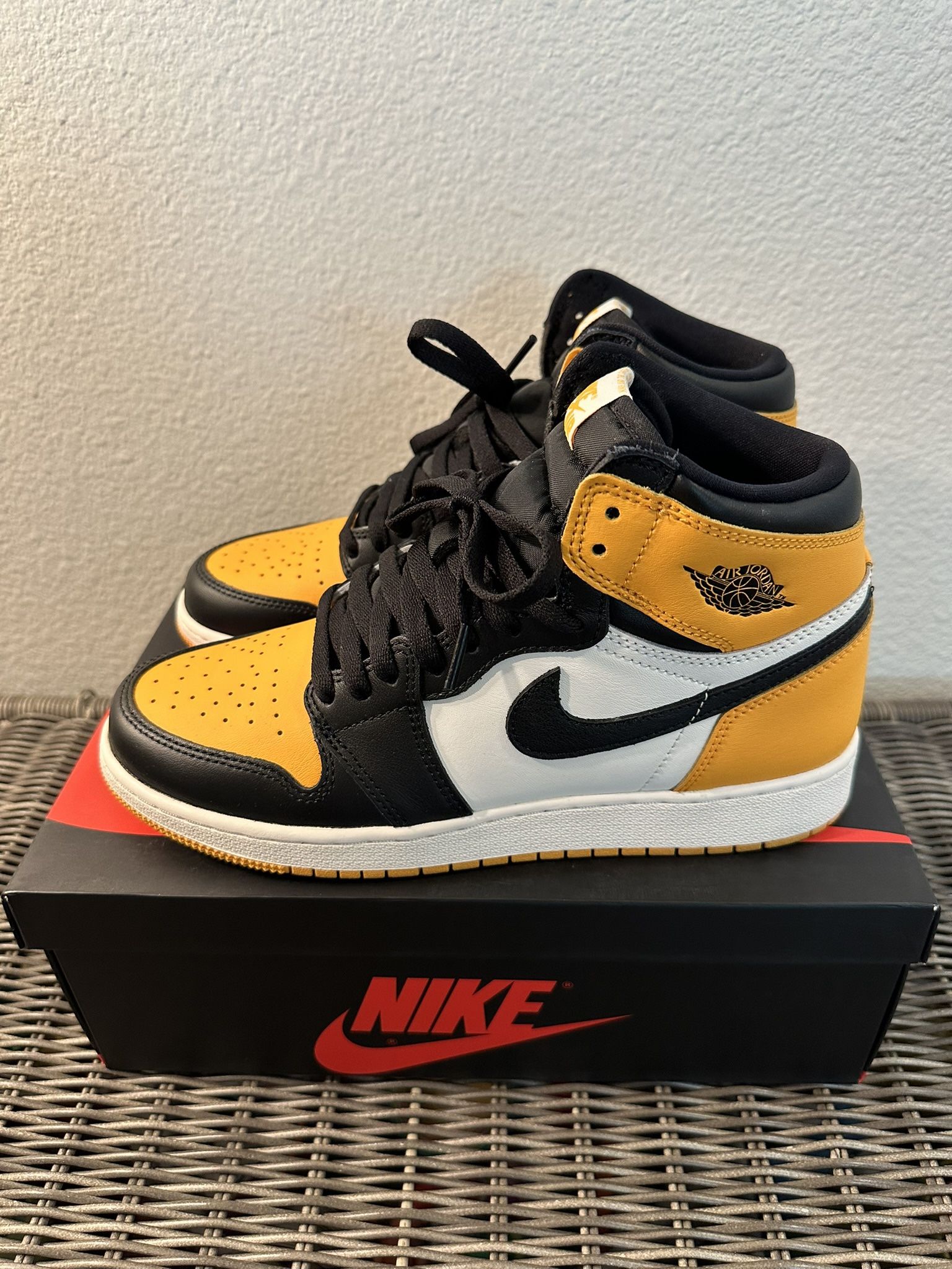 Jordan 1 OG High Taxi