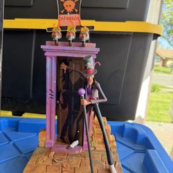 Disney The Princess and the Frog Dr. Facilier Light-Up Figure Statue New w Box