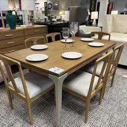 Hygge Dining Set