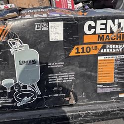 Central Machinery 110lbs Pressurized Abrasive Blaster 