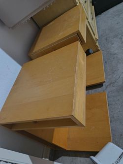 Night stands/side tables