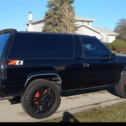 I'm Selling My 1995 Chevy Tahoe Two Doors