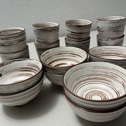 16-Piece Ceramic Bowl & Cup Set