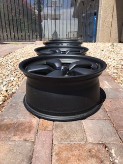 Matt Black Performance Wheel