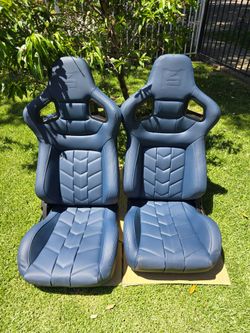 Universal Racing Seats