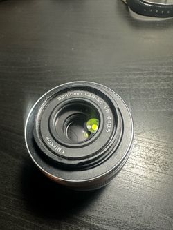 Nikon 1 lens