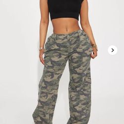 Camo Woman’s Pants 