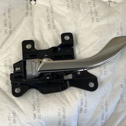 Gv70 Interior handle driver side 2022