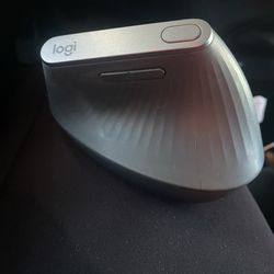 Logitech MX advanced ergonomic mouse