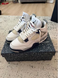 Jordan 4 Midnight Navy