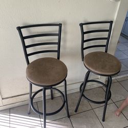 Talk Stool Chairs