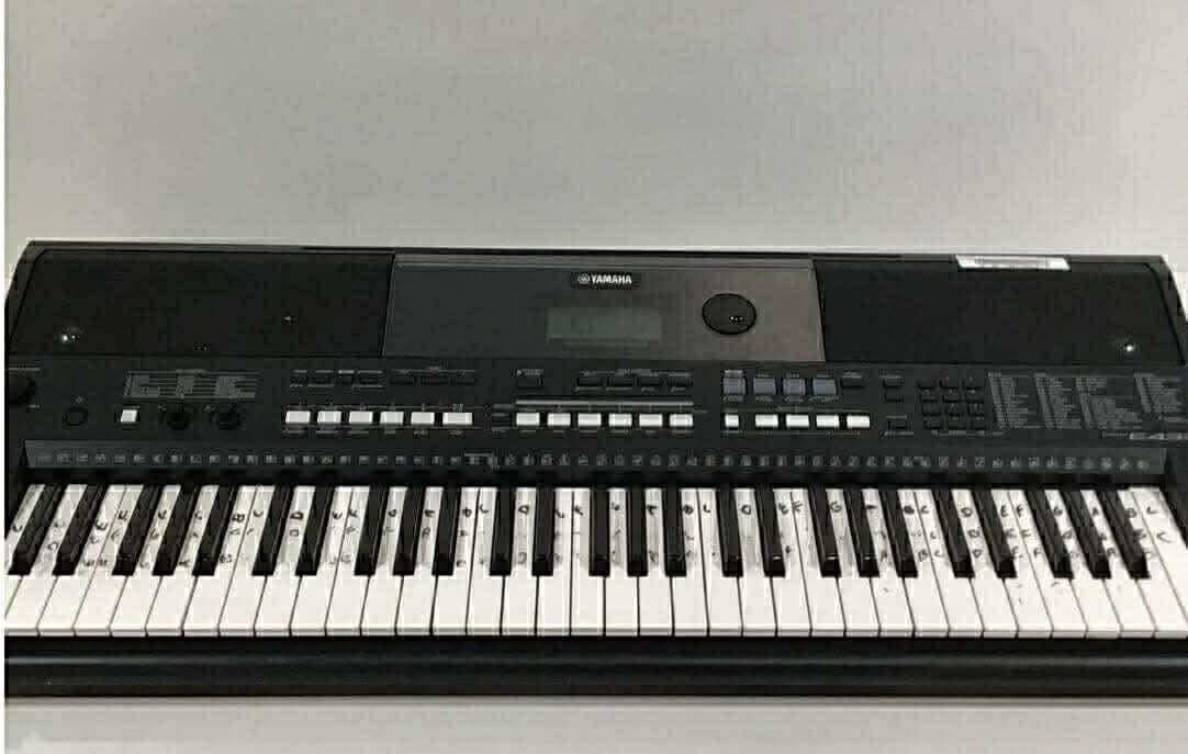 Yamaha Keyboard Semi Weighted
