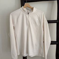 The North Face Women’s 1/4 Zip Long Sleeve in Ivory - Size Large