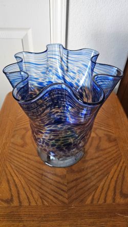 GLASS VASE MADE IN MEXICO