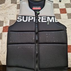 Supreme Ronix XL