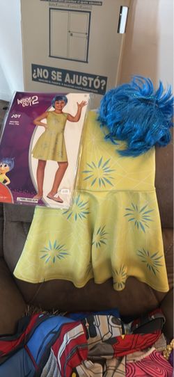 Joy costume size medium 8/10