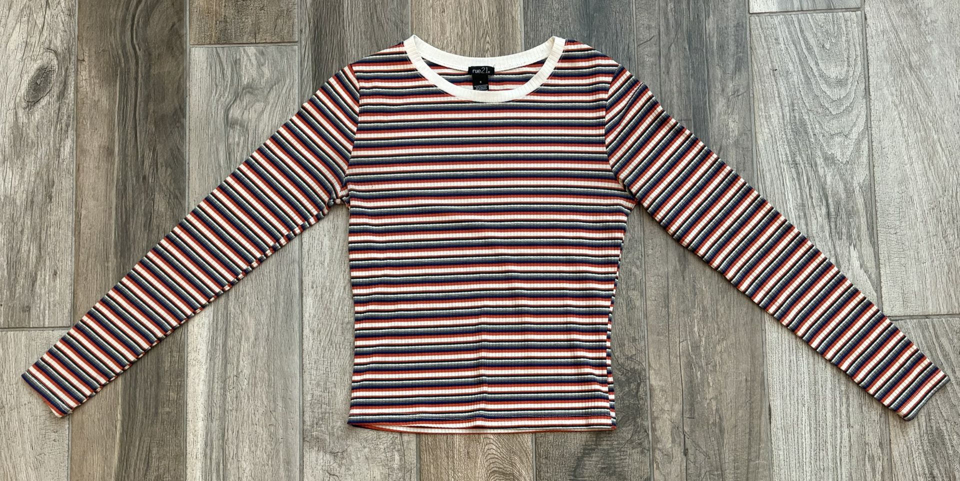 New Rue 21 Long Sleeve Top 