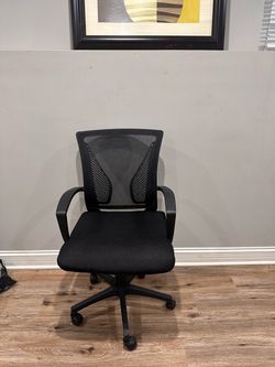 Black Mesh Office Chair