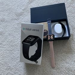 Fitbit Versa Health & Fitness Smartwatch Activity Tracker (S+L)