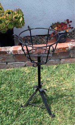 Wrought Iron Plant Stand-Black