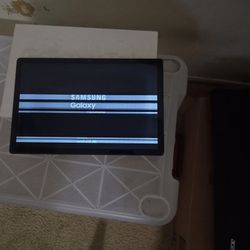 Samsung Galaxy A8 128gb With Case10:5 Screen 