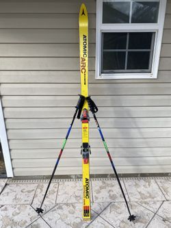 Atomic Arc Performance Racing Snow Skis (vintage)