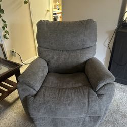 LAZBOY Trouper Power Rocking Recliner w/ Headrest
