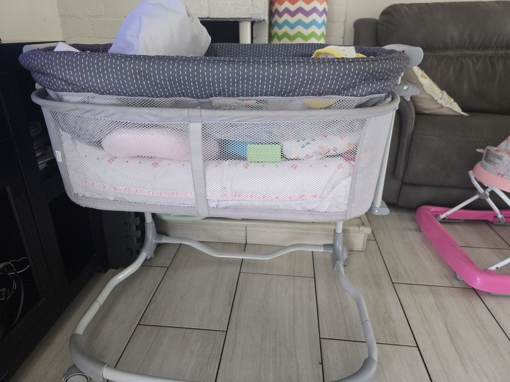 Ingenuity Baby Bassinet