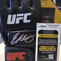 Eddie Alvarez SIGNED (JSA COA) UFC Glove autographed MMA