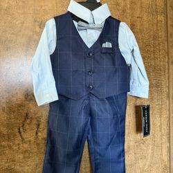 Baby Boys 12M Suit New With Tags