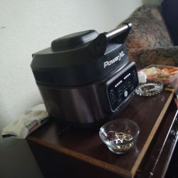 Air fryer 