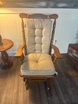 Rocker Glider
