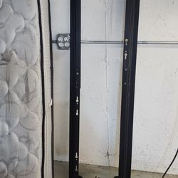 METAL BED FRAME