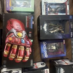 Marvel & DC FIGURES 