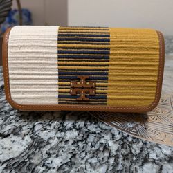 TORY BURCH THEA WOVEN RUG STIPE FLAT WALLET !!