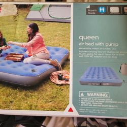 Queen Air Matress With Inflator