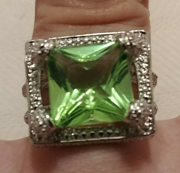 Ring
