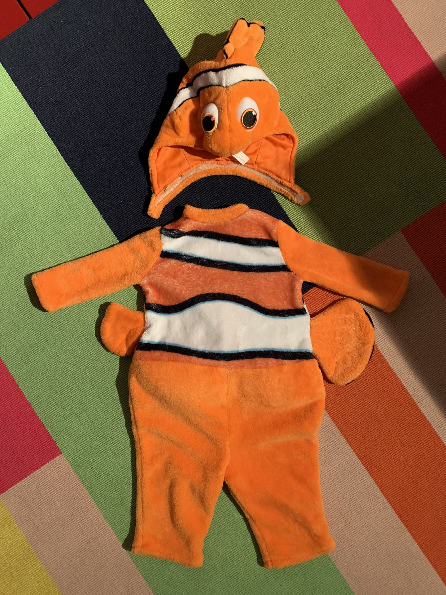Finding Nemo costume - dress up -18months