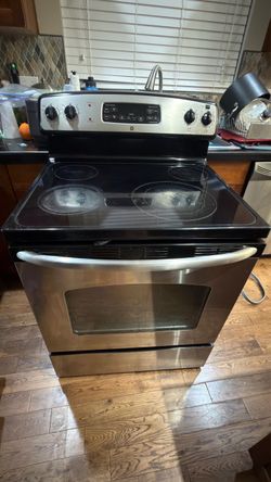 LG Electric Stove 300