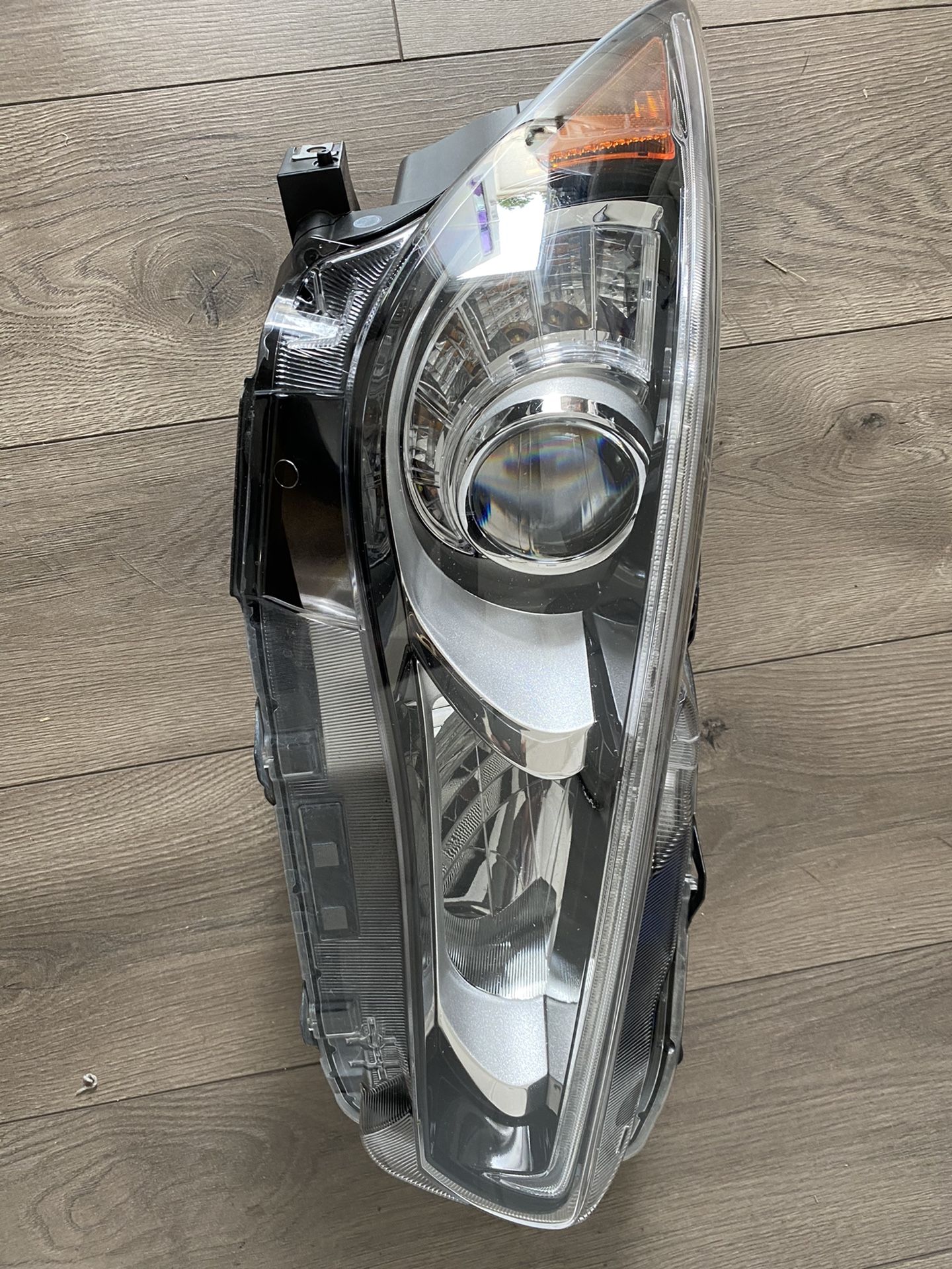 INFINITI Q50 HEADLIGHT