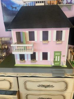 Dollhouse