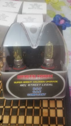 9006 headlight bulb yellow
