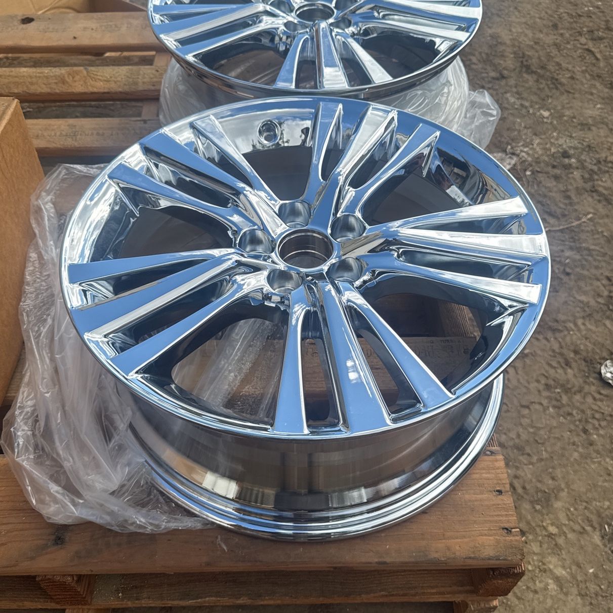 (2) Lexus Wheels Rx450 19x7.5 New Chrome for Sale in Orange, CA - OfferUp