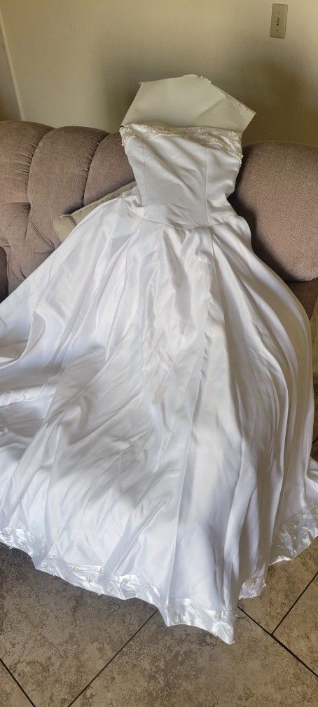 Strapless Ballgown Wedding Dress