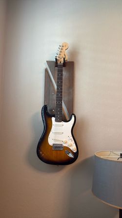 Fender squire strat $130