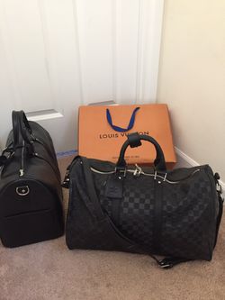 Louis Vuitton Keepall 55 Duffel in Damier Infini Leather with
