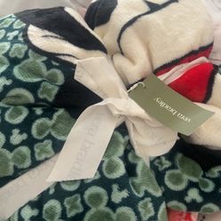 Vera Bradley Mickey blanket 