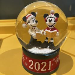 Disney Snow Globe 